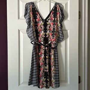 Adorable split sleeved short sleeve dress with elastic waist and belt